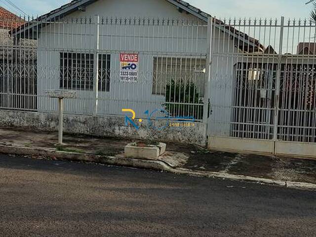 #747 - Casa para Locação em Londrina - PR