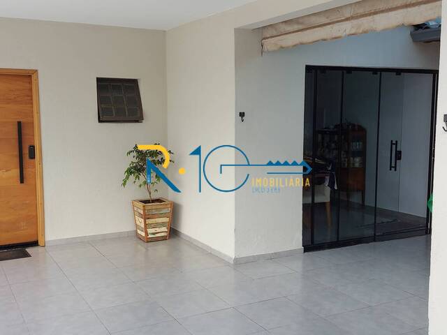 Sobrado para Venda em Londrina - 4