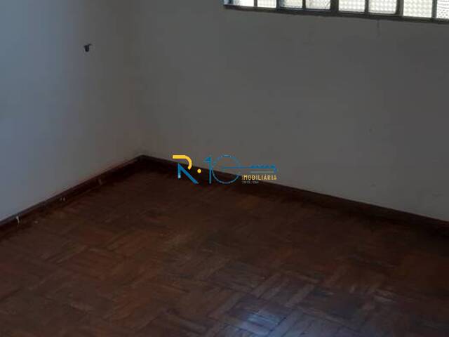 Casa para Venda em Londrina - 4