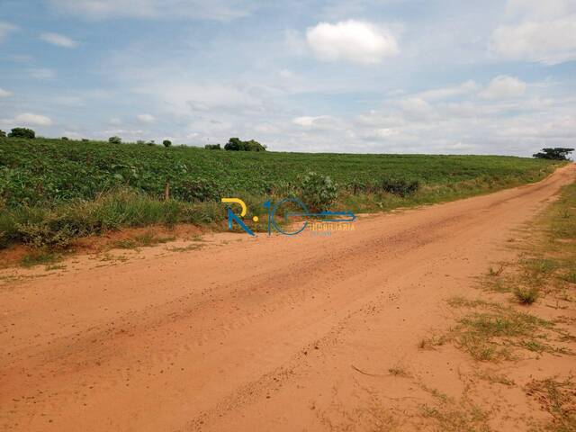 #608 - Sítio para Venda em Estrela do Norte - SP - 1