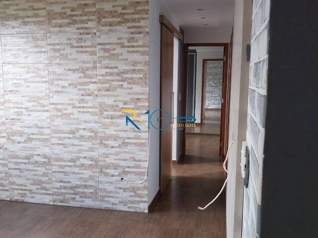 #680 - Apartamento para Venda em Londrina - PR - 2