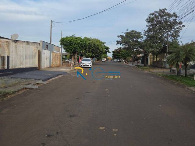 #688 - Casa para Venda em Londrina - PR - 3