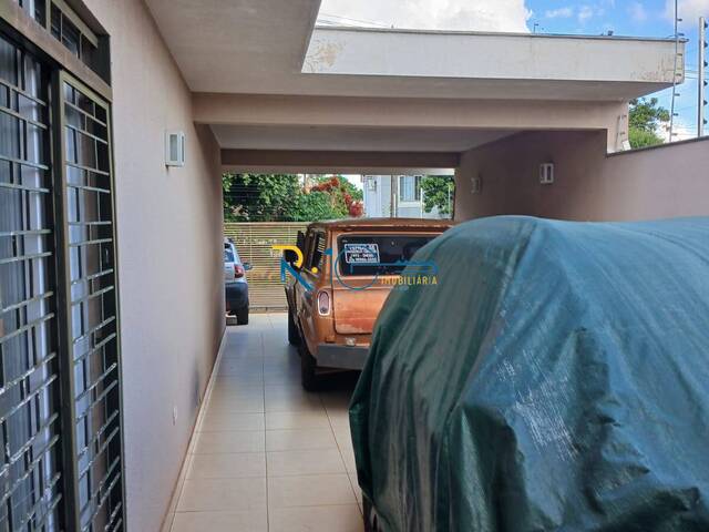 #692 - Casa para Venda em Londrina - PR - 2