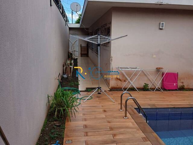 Casa para Venda em Londrina - 4