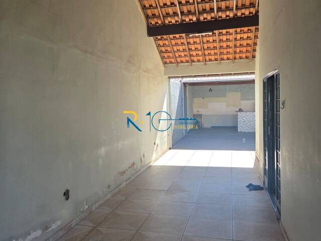 #720 - Casa para Venda em Londrina - PR - 2