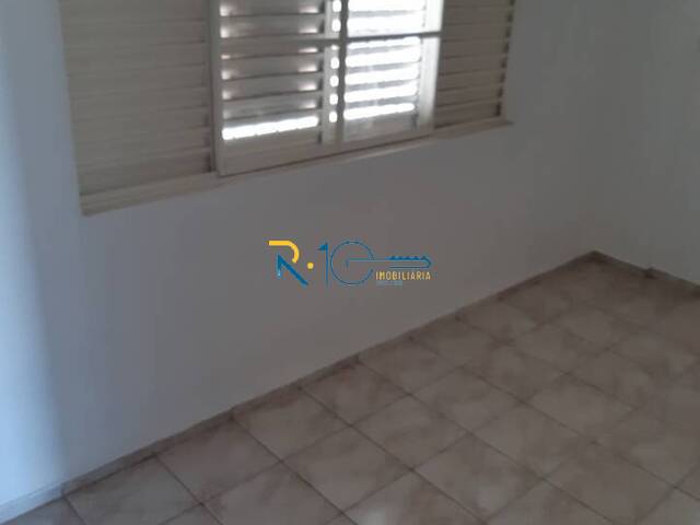 Apartamento para Locação em Londrina - 4